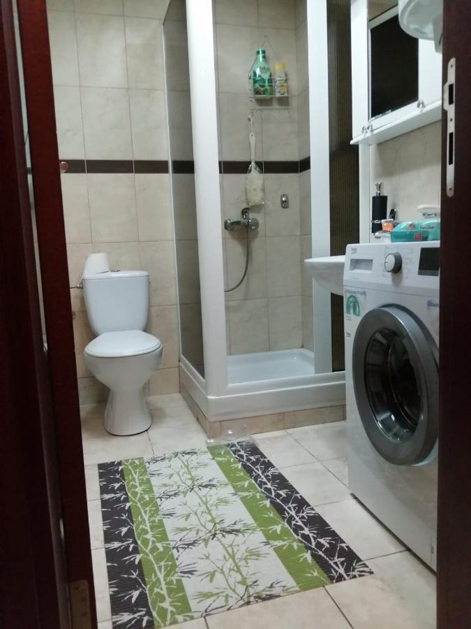 Apartman Mali Raj Vrnjačka Banja Exterior foto