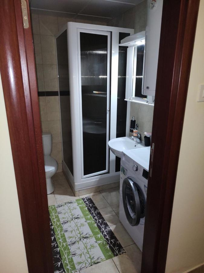 Apartman Mali Raj Vrnjačka Banja Exterior foto
