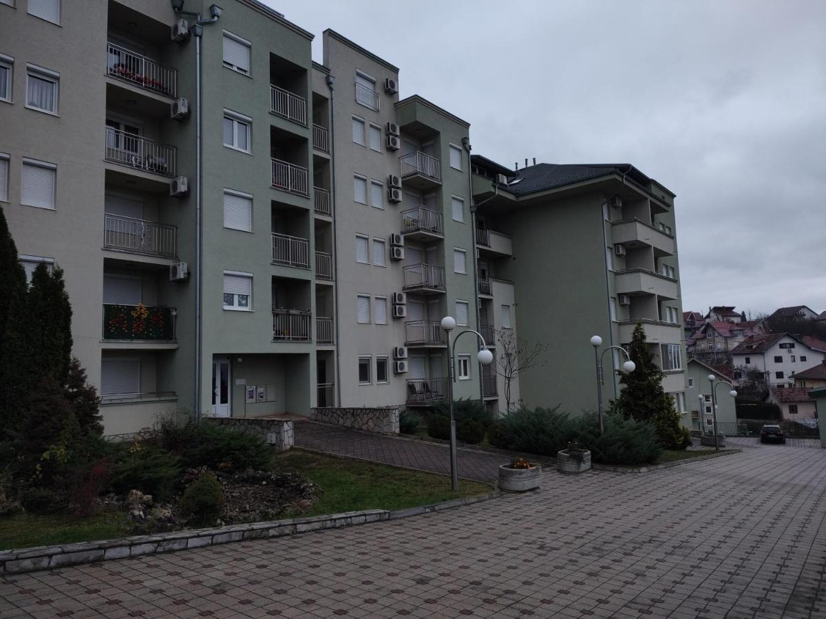Apartman Mali Raj Vrnjačka Banja Exterior foto